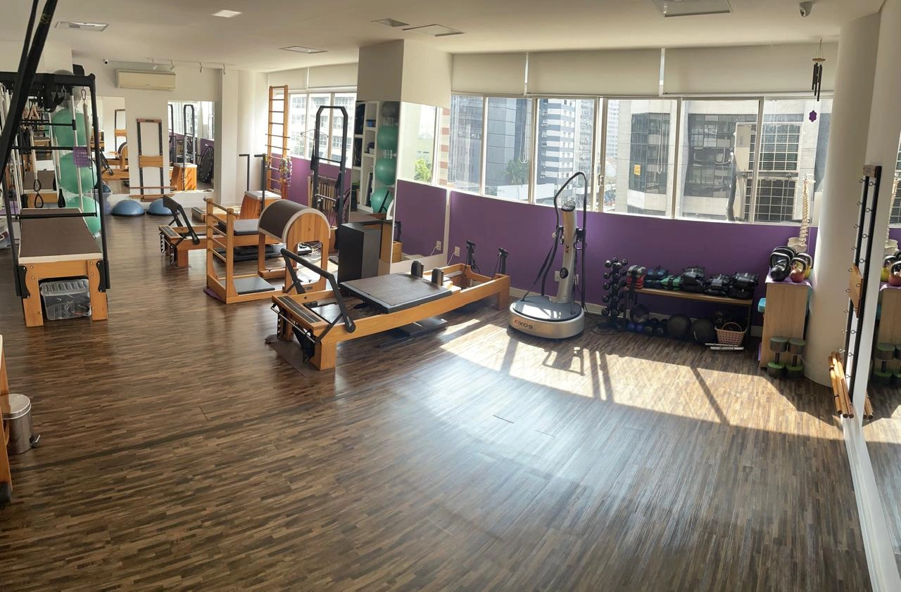 Estúdio completo de pilates